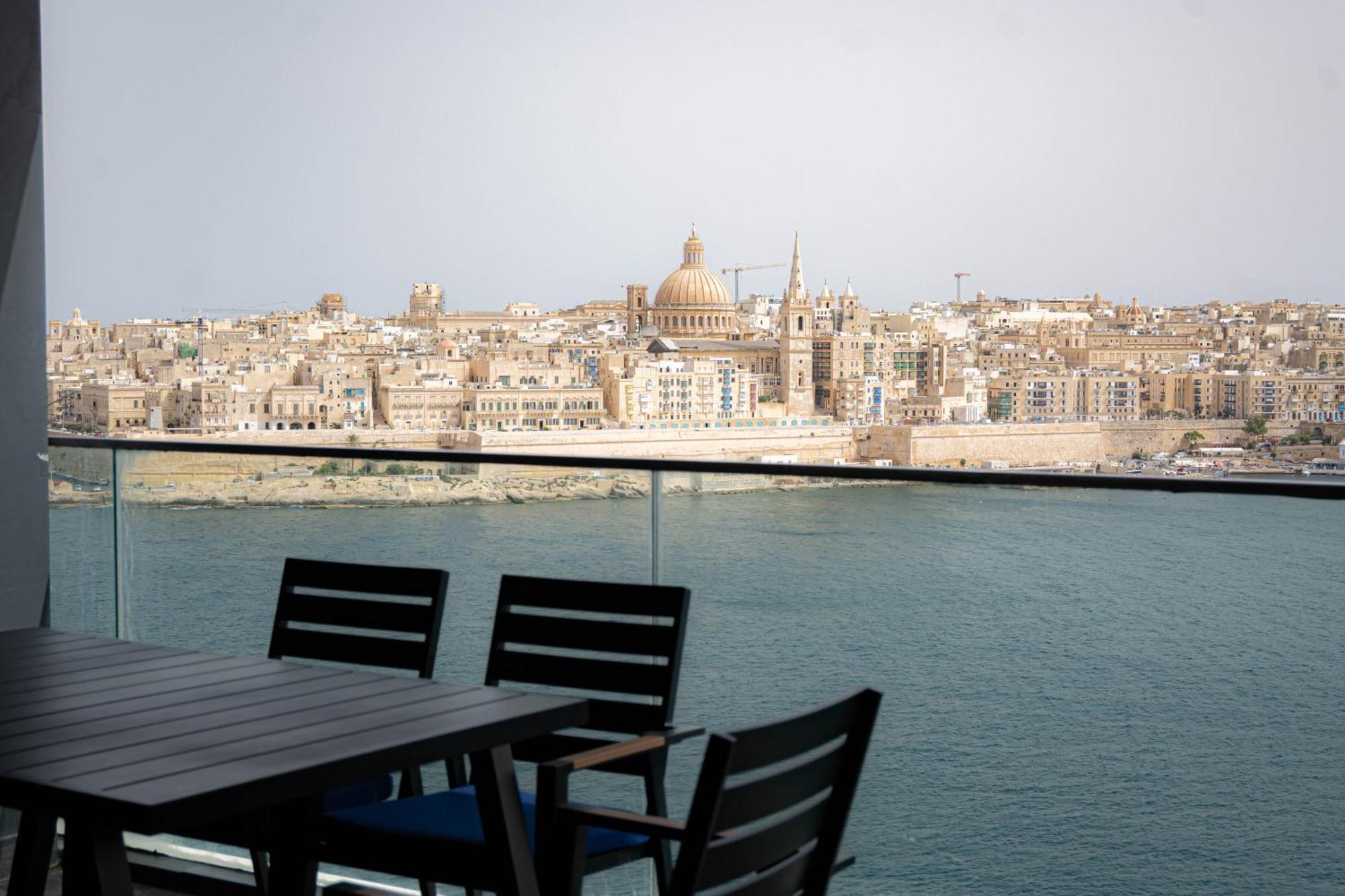 Best View Fortina Luxury Suites Sliema Exteriör bild